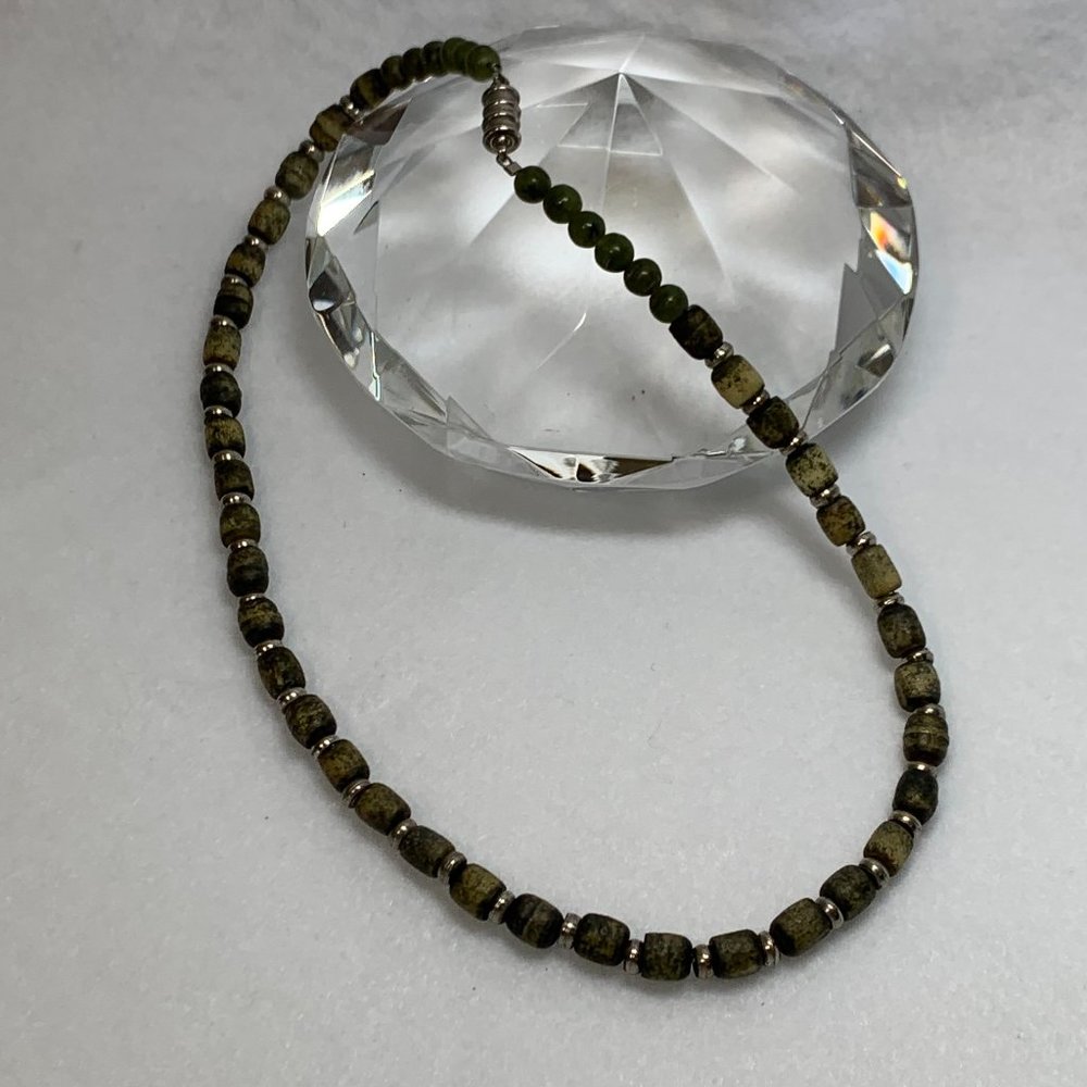 Green and Silver Beaded Single-strand Necklace – 16.5”